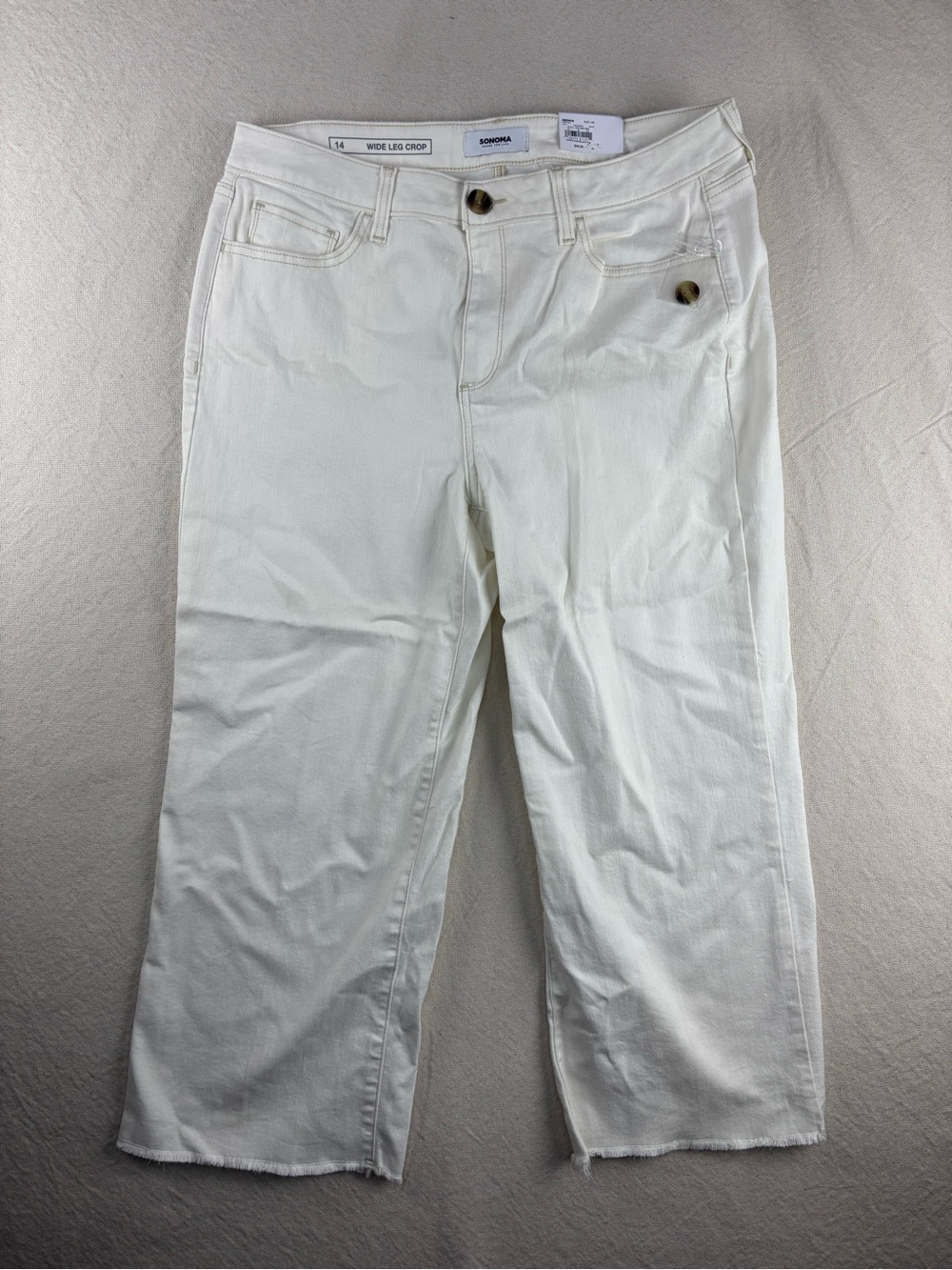 Sonoma women’s wide leg crop white jeans NWT